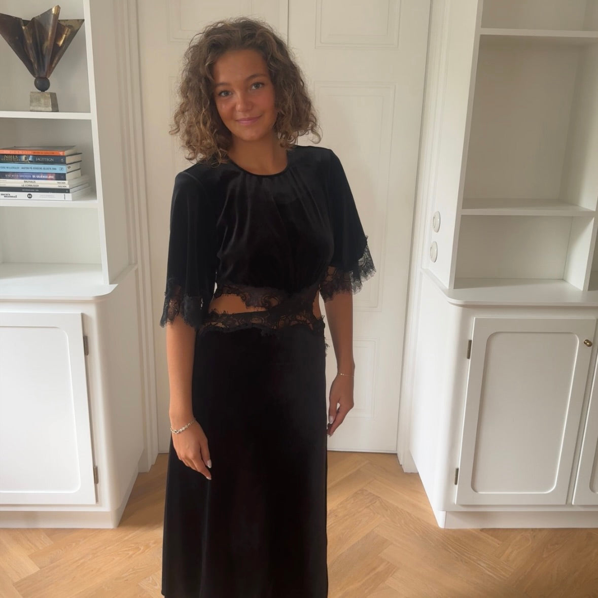 VELAE DRESS