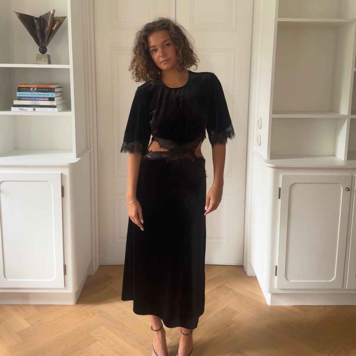 VELAE DRESS