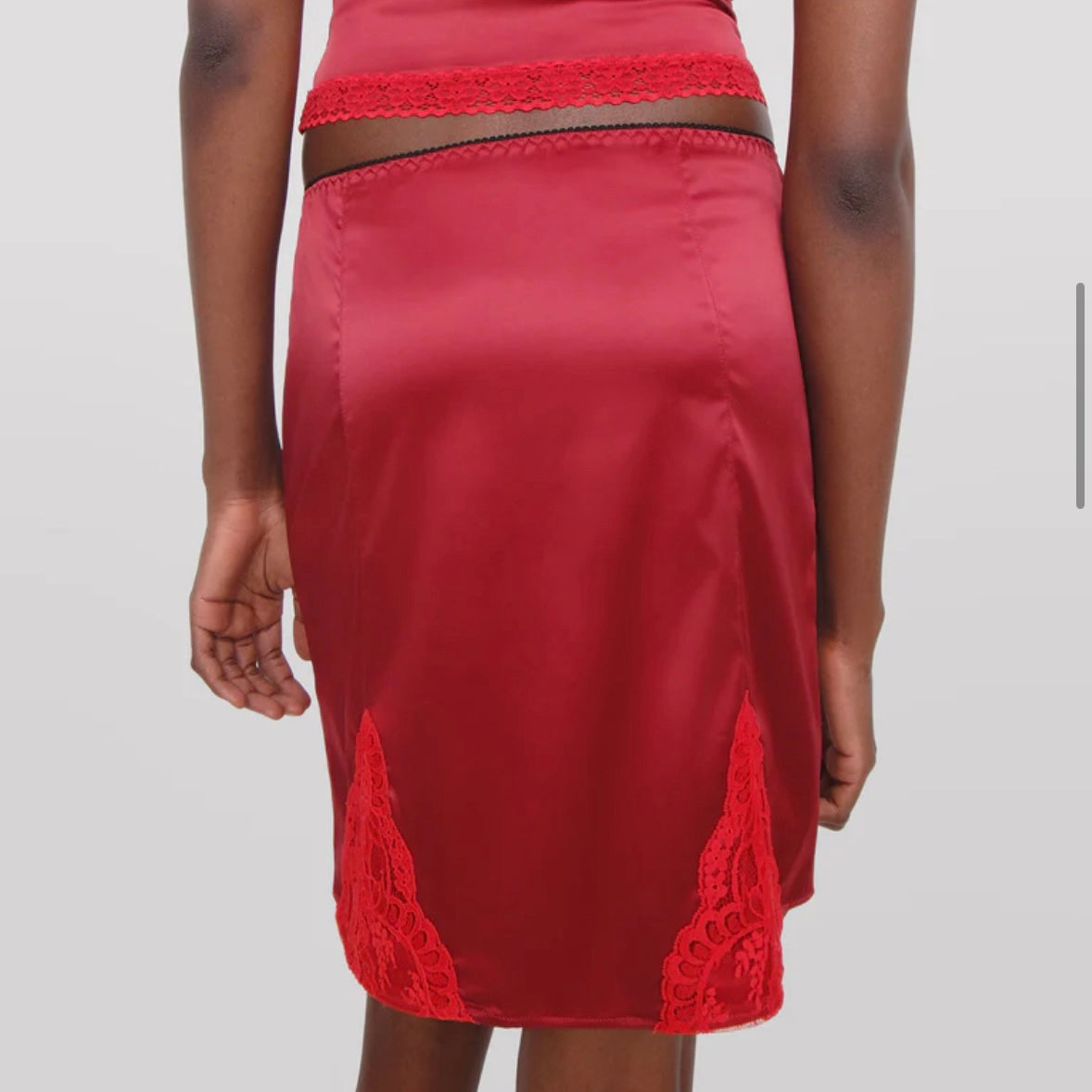 CASSIE TOP & BLAIR SKIRT