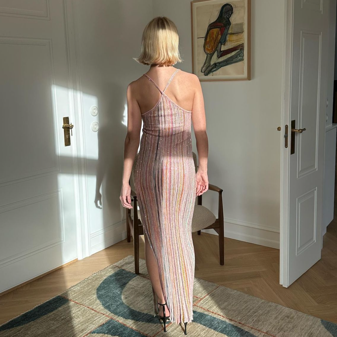 LONG RIBBED KNIT DRESS WITH SEQUINS